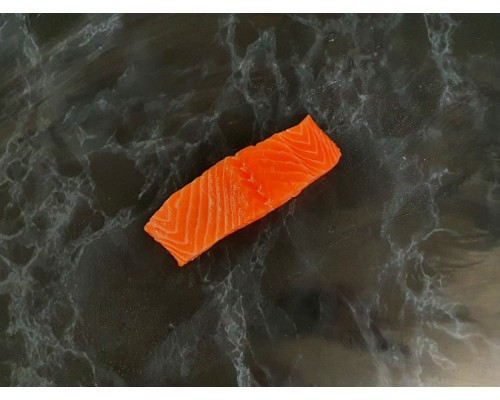 Fresh Salmon Fillet Skinless 170g
